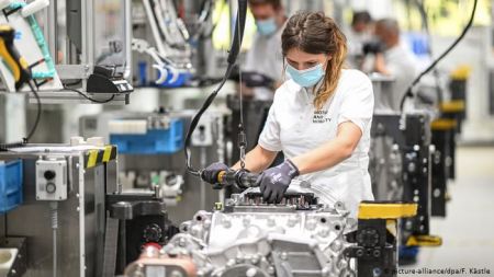Μικρότερη τελικά η ύφεση της γερμανικής οικονομίας