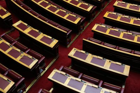 Υποκλοπές: Σύγκληση της Επιτροπής Θεσμών ζητούν πέντε κόμματα