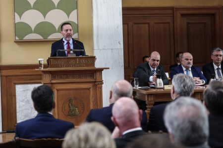 Γιάννης Στουρνάρας: Αν ο Τραμπ επιβάλλει δασμούς η Ευρώπη θα απαντήσει – Τι ζητά από την ΕΚΤ