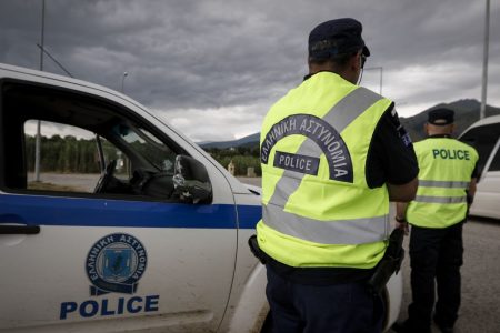 Θεσσαλονίκη: Άνδρας χτύπησε με φορτηγό τροχονόμο επειδή του έκοψε κλήση