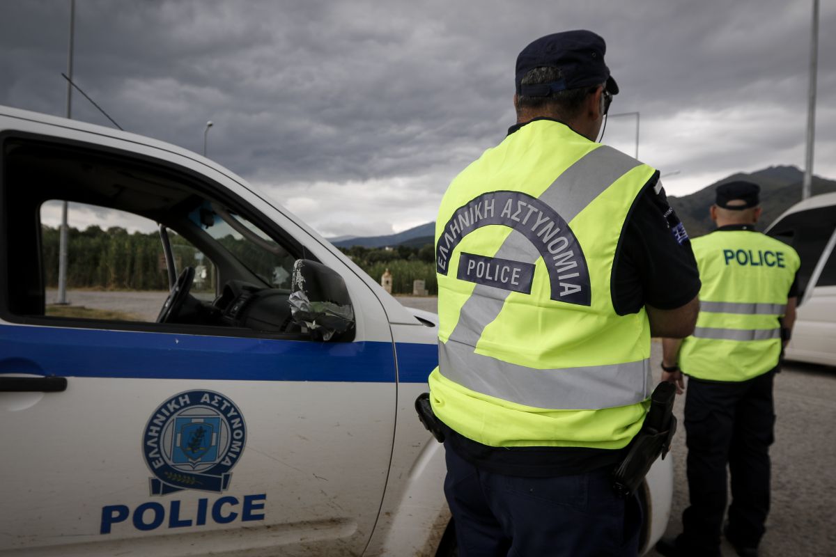Θεσσαλονίκη: Άνδρας χτύπησε με φορτηγό τροχονόμο επειδή του έκοψε κλήση