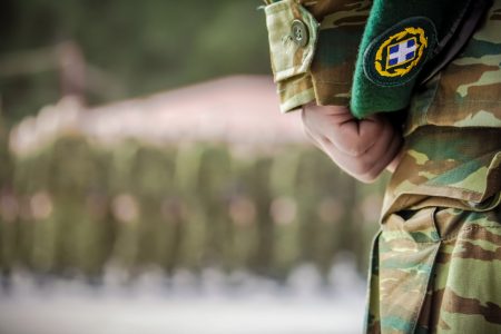 Στρατιωτική θητεία: Σαρωτικές αλλαγές – Τι ανακοίνωσε ο Δένδιας