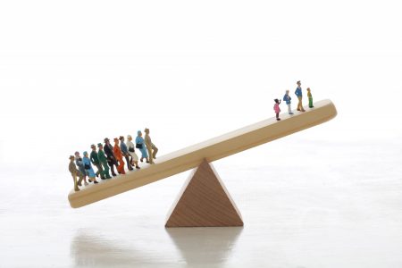 Δημογραφικό: Νέο πακέτο μέτρων – Σε τι ωφελούνται οι τρίτεκνοι