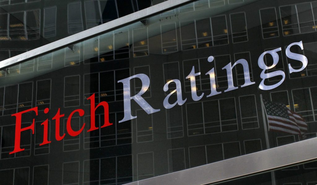 Fitch Ratings: Στο BBB- η αξιολόγηση της Ελλάδας – Αναβαθμίζει σε positive το outlook
