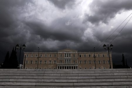 Έλλειμμα εμπιστοσύνης – Πληθωρισμός νομοθεσίας