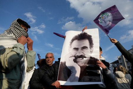 Κουρδικό: Το σκεπτικό πίσω από το κάλεσμα Οτσαλάν για διάλυση του PKK – Σίρι Σουρέγια Οντέρ στο ΒΗΜΑ