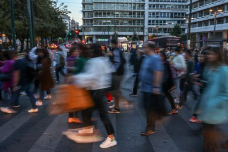 Eurostat: Αυξήθηκε το ωριαίο κόστος εργασίας στην Ε.Ε. το 2024 – Η θέση της Ελλάδας