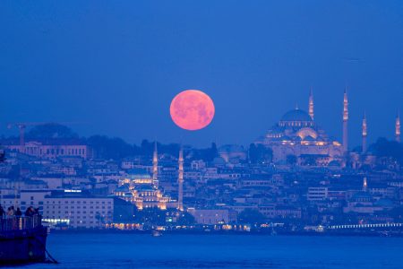 Σεισμός Κωνσταντινούπολη: Διαφωνία σεισμολόγων για την επόμενη μέρα μετά τα 6,2 Ρίχτερ