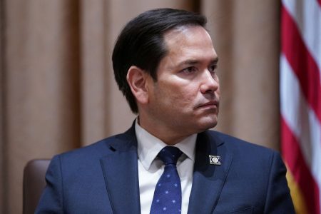 Ουκρανία: Απεσταλμένοι Τραμπ στο Παρίσι για συζητήσεις με την ΕΕ