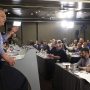 ΣΥΡΙΖΑ: Η «διγλωσσία» που ενοχλεί, η «κομματική συμμόρφωση» και το μέτωπο