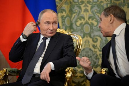 Επιμένει με ντρίπλες η Ρωσία: Το τηλεφώνημα Λαβρόφ – Ρούμπιο και η συμφωνία