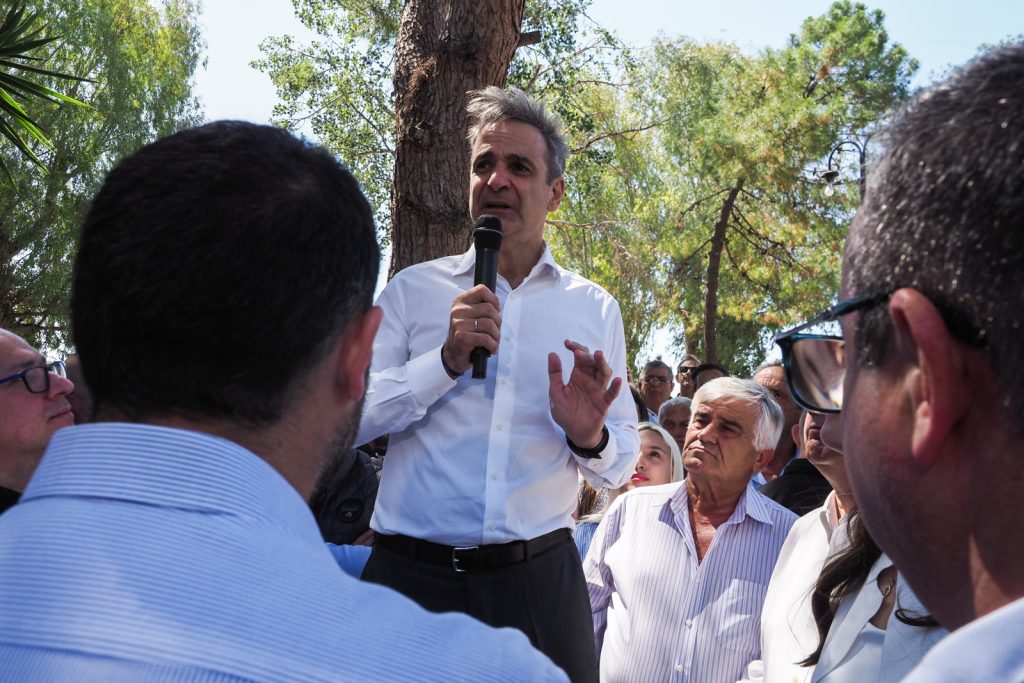 Μητσοτάκης από Εύβοια: «Οι πρωτοβουλίες μας έχουν αρχίσει και ωριμάζουν, αλλά η ακρίβεια είναι εδώ»