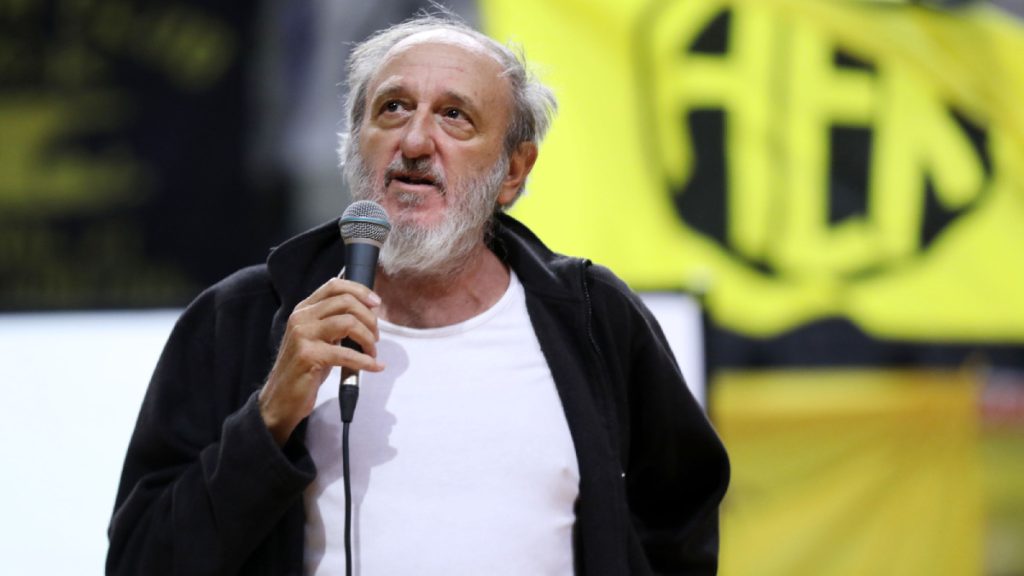 Δημήτρης Χατζηχρήστος: Απέναντι από την αγαπημένη του OPAP Arena η κηδεία του