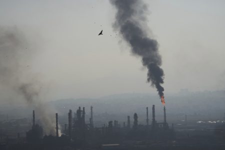 Ισραήλ – Ιράν: «Εκκενώστε άμεσα την Τεχεράνη», πιθανές συνομιλίες με ΗΠΑ – Συνεχής ενημέρωση