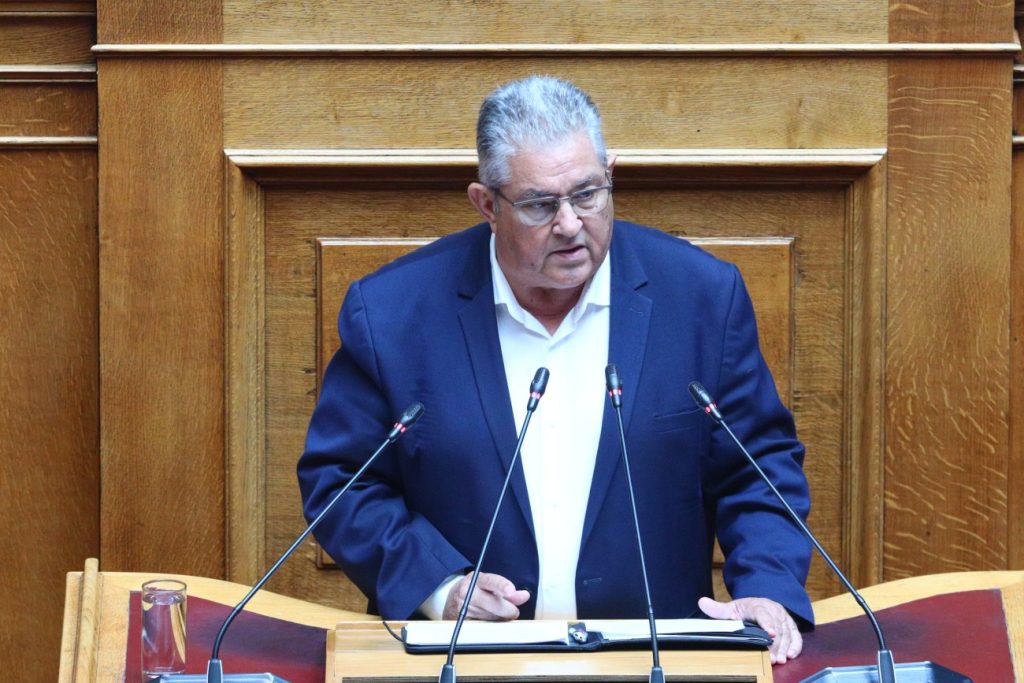 Κουτσούμπας στην Βουλή: «Είμαστε σήμερα εδώ για μία πρόταση-πλυντήριο»